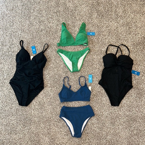Bundle of 6 New With Tags Cupshe Swimsuits Size Small - Picture 10 of 11